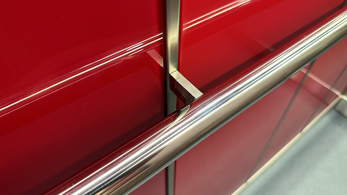 handrail red